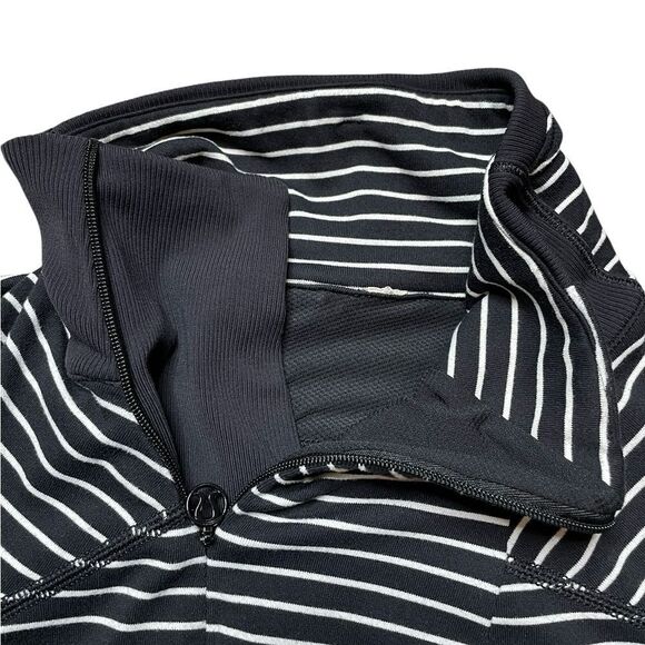 Lululemon Base Runner 1/2 Zip Jacket Size 4 - Picture 10 of 16